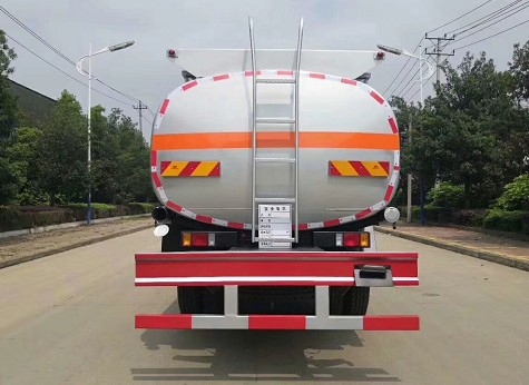 東風(fēng)柳汽乘龍運油車圖片 東風(fēng)柳汽乘龍運油車圖片