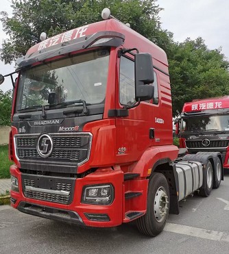庫(kù)存陜汽德龍新款M3000S牽引車(chē) 庫(kù)存陜汽德龍新款M3000S牽引車(chē)