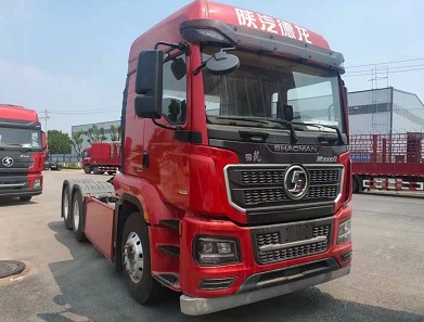 庫(kù)存陜汽德龍新款M3000S牽引車(chē) 庫(kù)存陜汽德龍新款M3000S牽引車(chē)