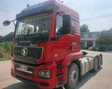 庫(kù)存陜汽德龍新款M3000S牽引車(chē) 庫(kù)存陜汽德龍新款M3000S牽引車(chē)