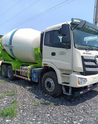 庫(kù)存福田歐曼ETX混凝土攪拌車(chē) 庫(kù)存福田歐曼ETX混凝土攪拌車(chē)