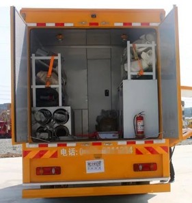 大流量排水搶險(xiǎn)車