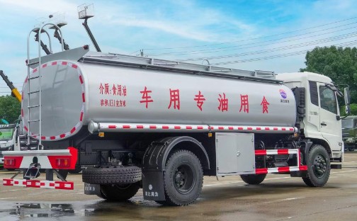 東風(fēng)天錦12方食用油運輸車_潤知星牌SCS5180GSYDFH6型食用油運輸車 東風(fēng)天錦12方食用油運輸車_潤知星牌SCS5180GSYDFH6型食用油運輸車